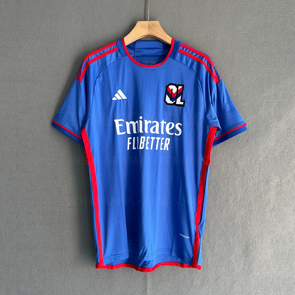 OL Lyon Away (1)