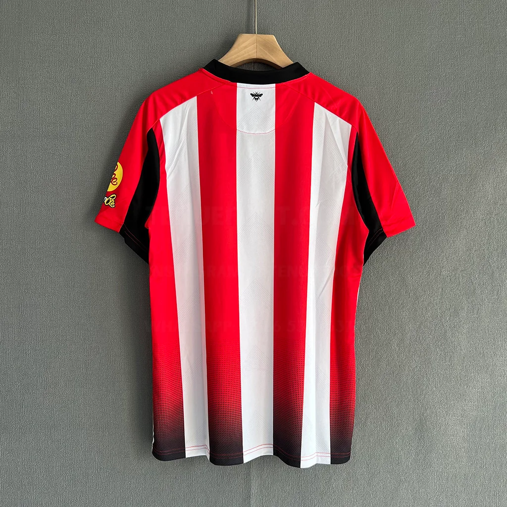 Brentford Home (7)