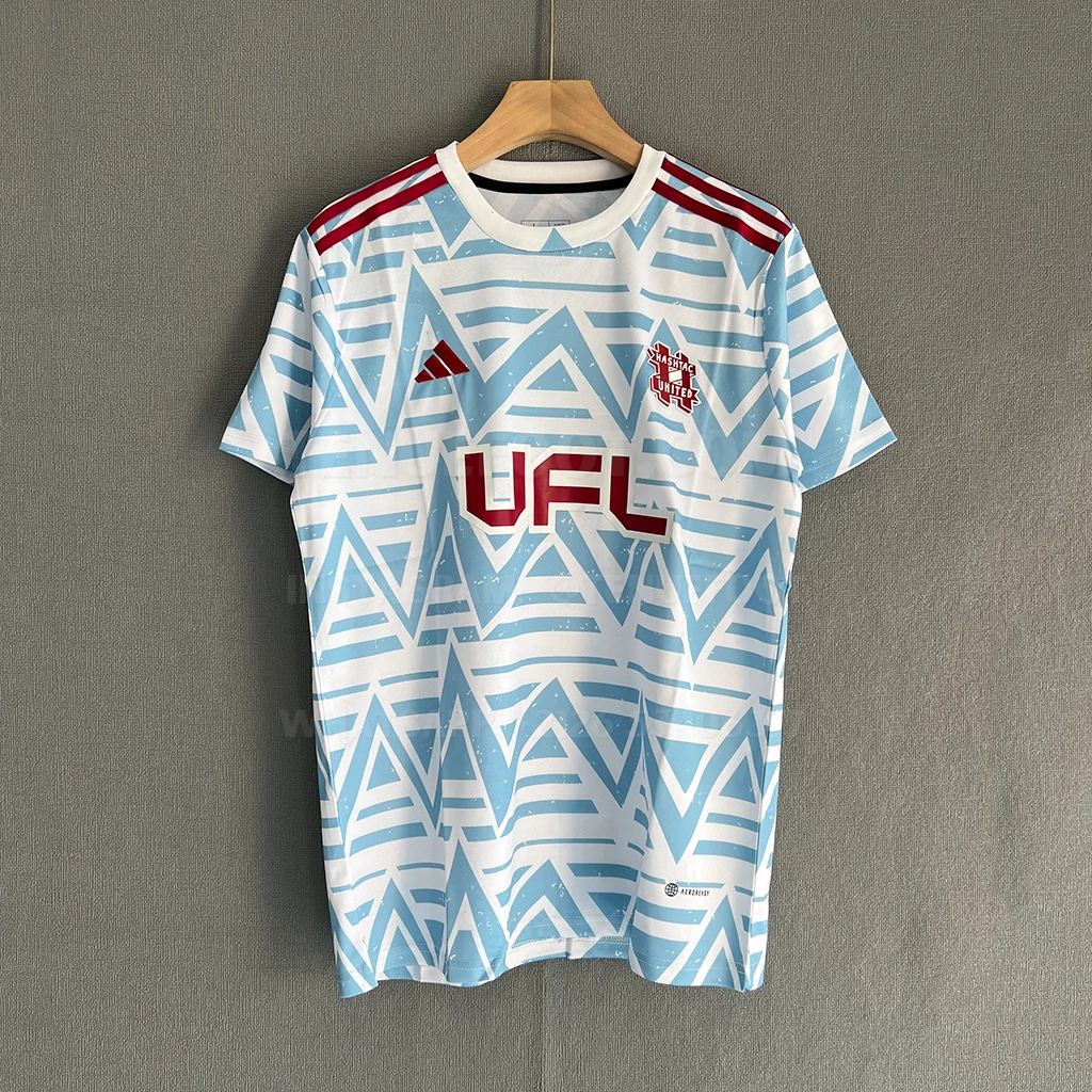 Hashtag United Away (1)