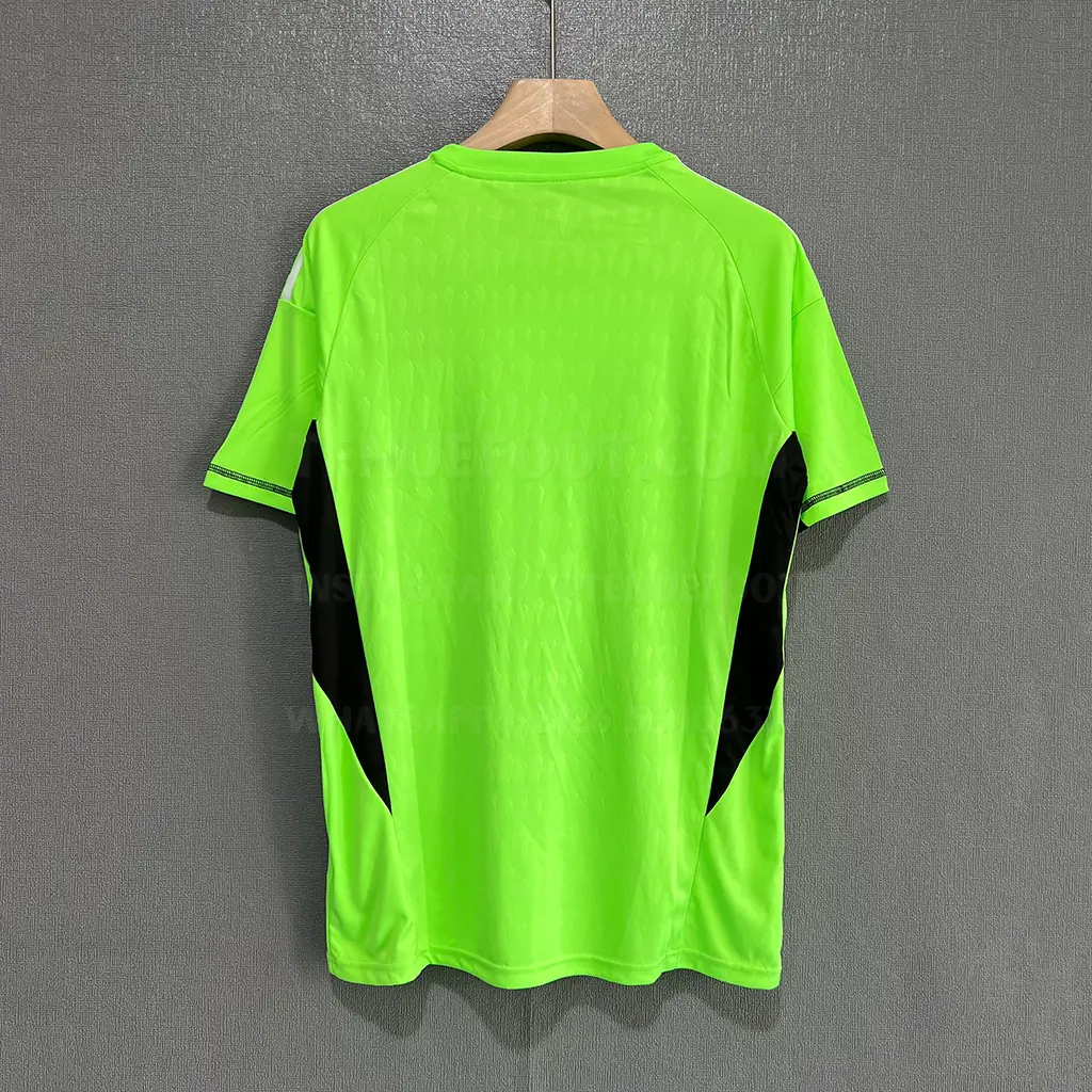 Real Madrid GK Green (7)