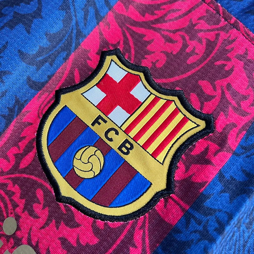 Barcelona Concept Blue Red (2)