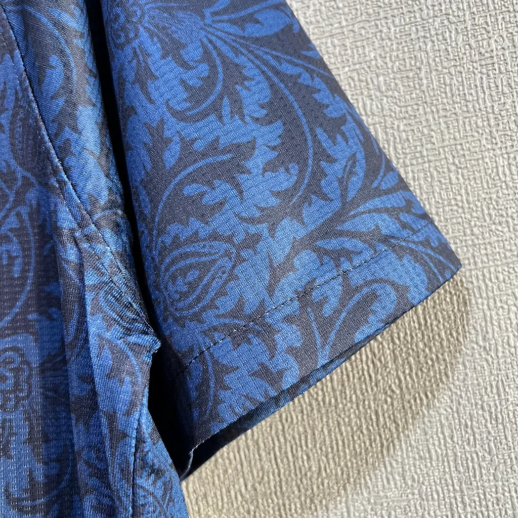 Barcelona Concept Blue Red (4)