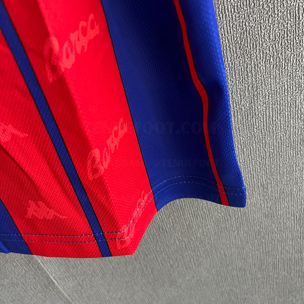 Barcelona Retro 97-98 Home (5)