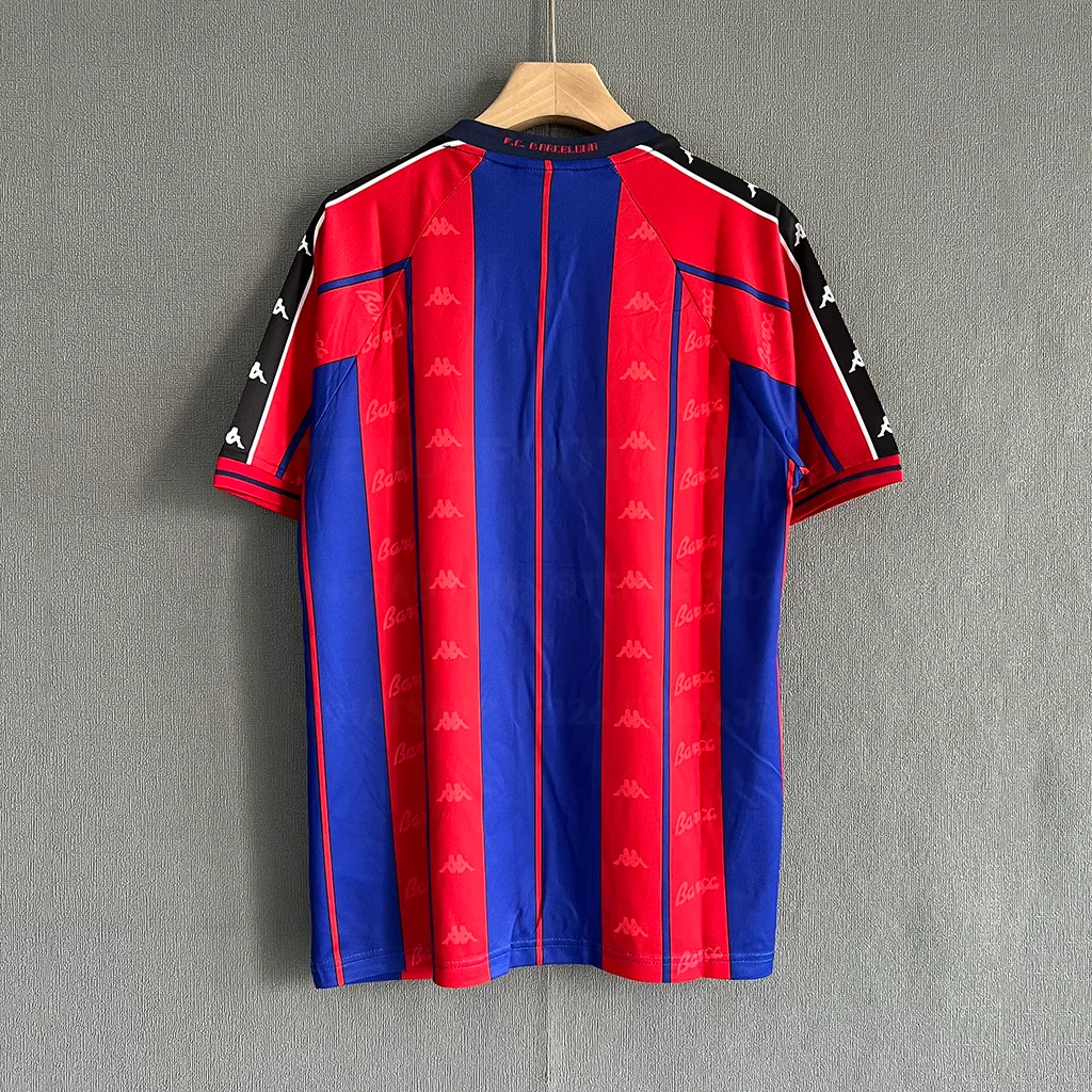 Barcelona Retro 97-98 Home (7)