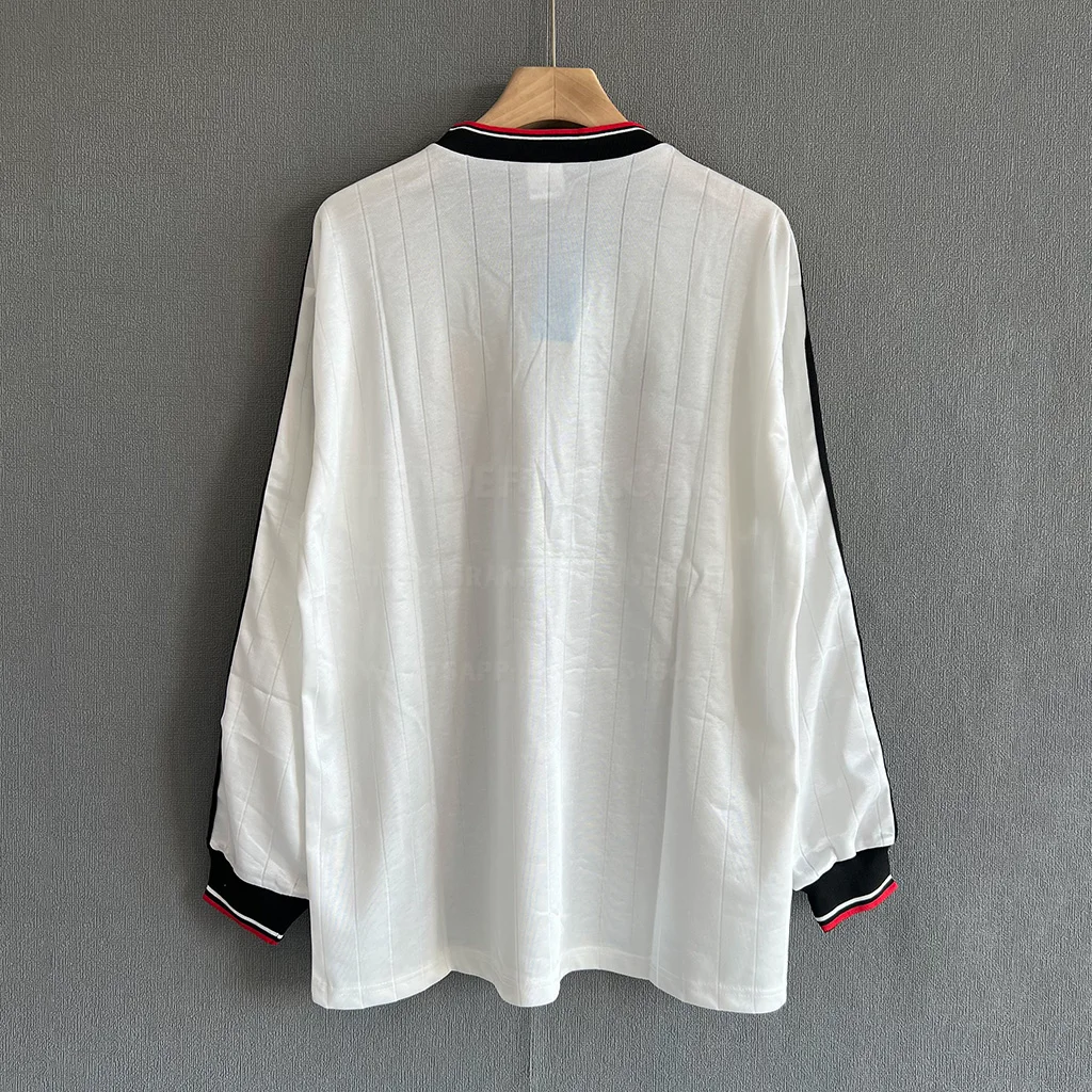 Man Utd Retro 82-83 Away LS (7)