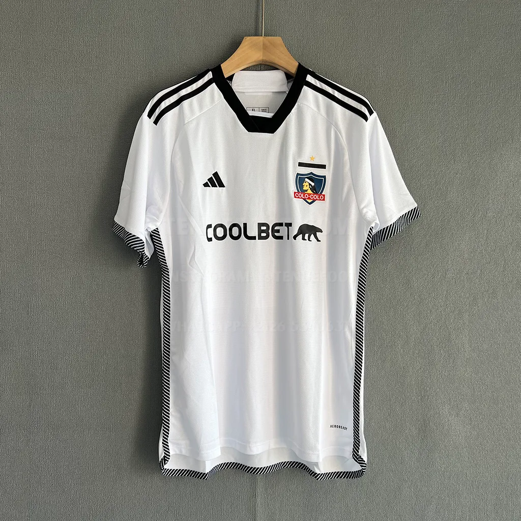 Colo-Colo Home (1)