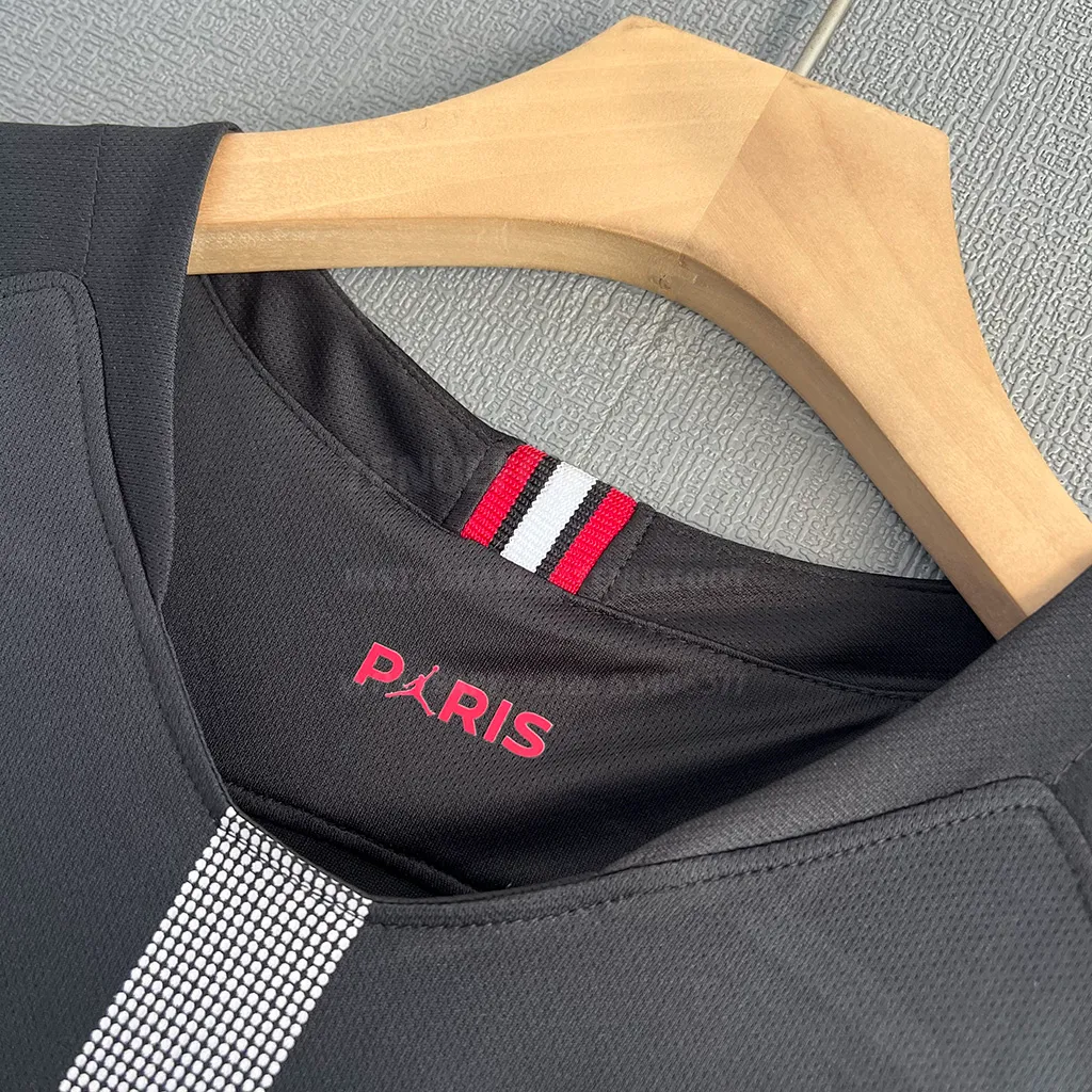 PSG Retro 18-19 Third (3)