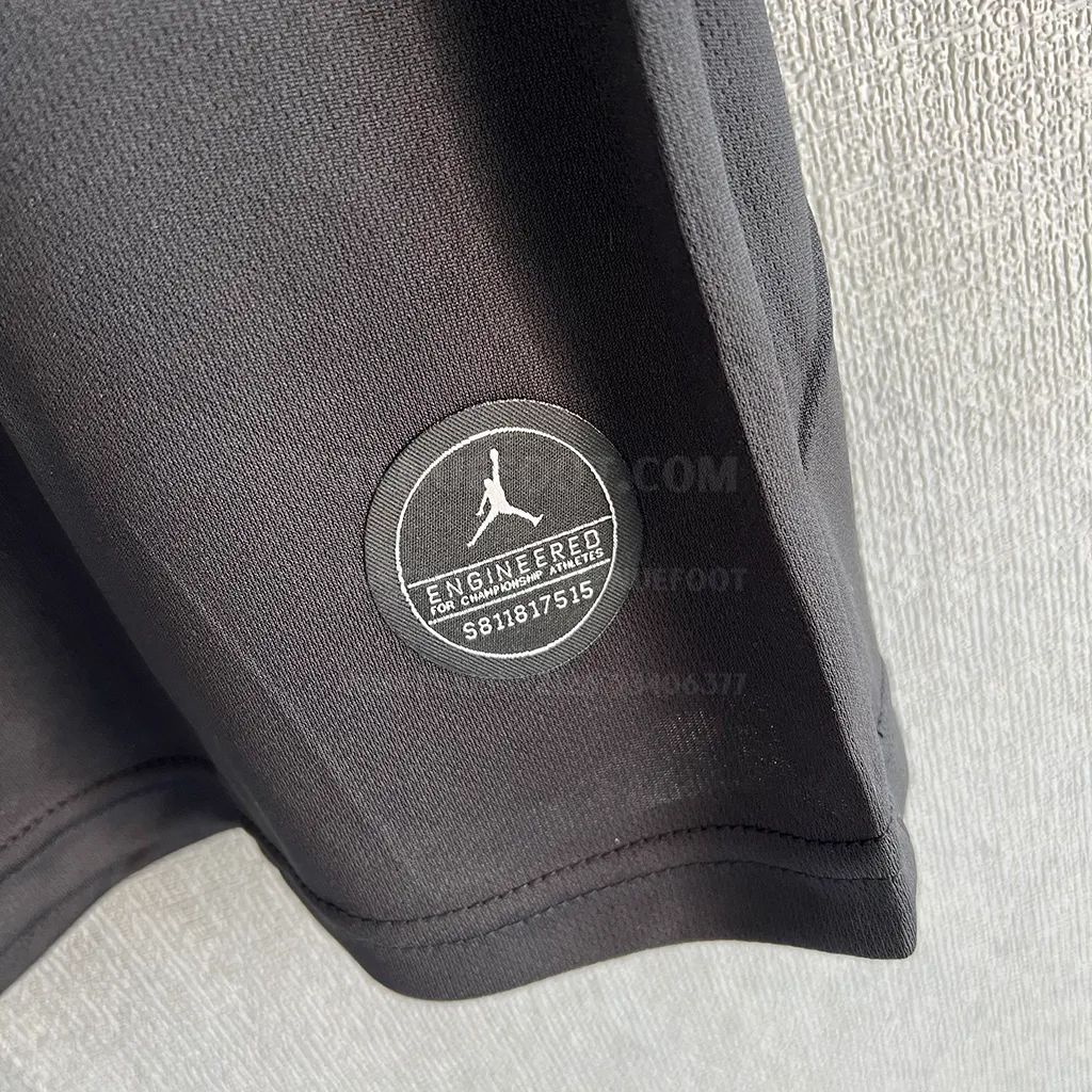 PSG Retro 18-19 Third (5)