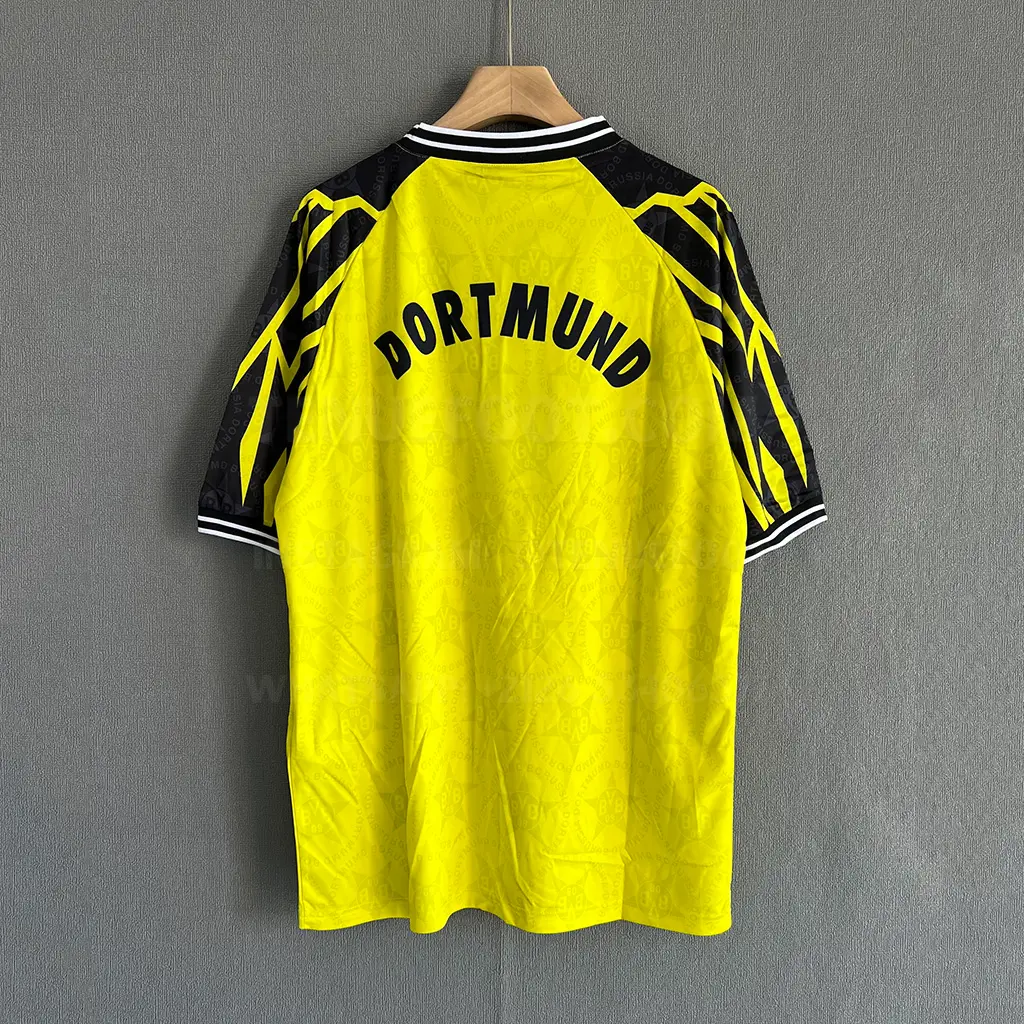 Borussia Dortmund Retro 94-95 Home (7)