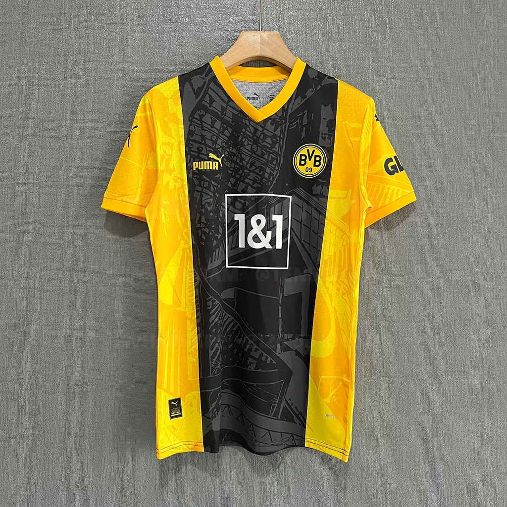 Borussia Dortmund SIGNAL IDUNA PARK’s 50th Player Version (1)