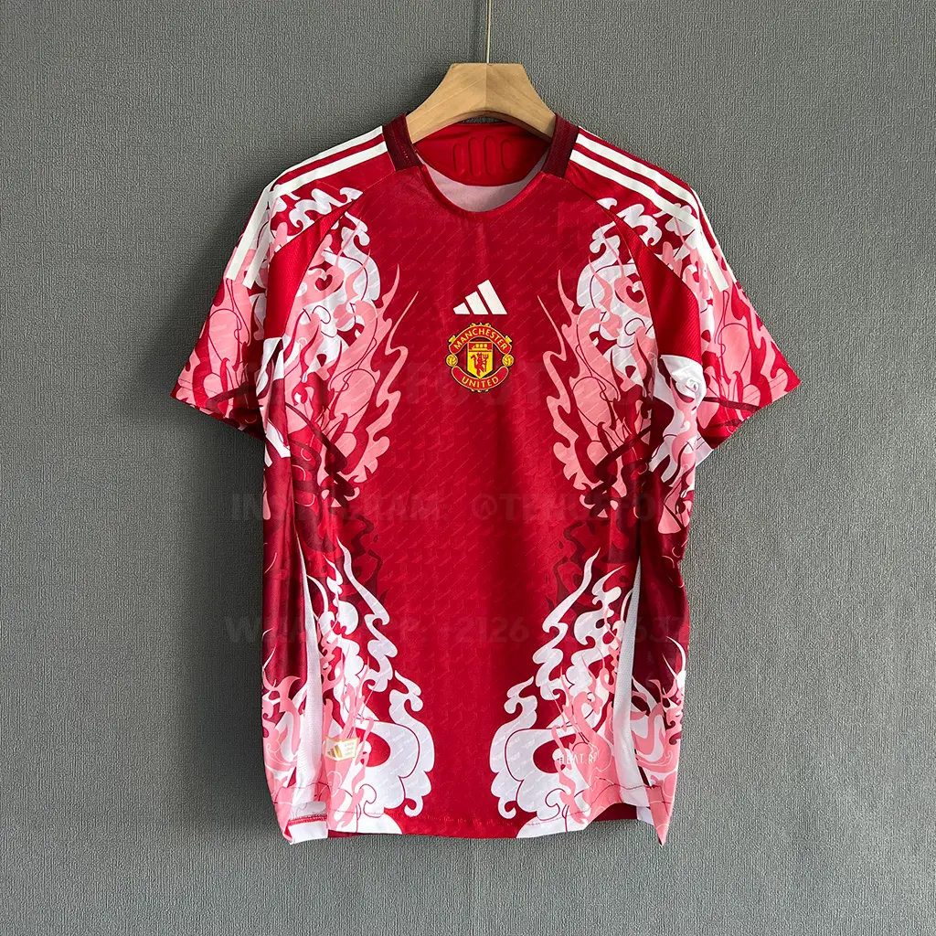 Man Utd Special Red Player Version (1)