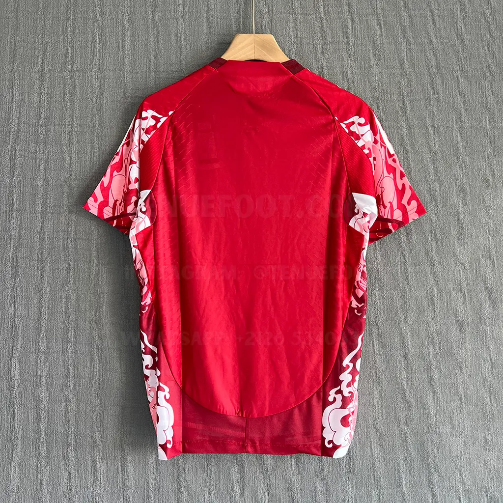 Man Utd Special Red Player Version (7)