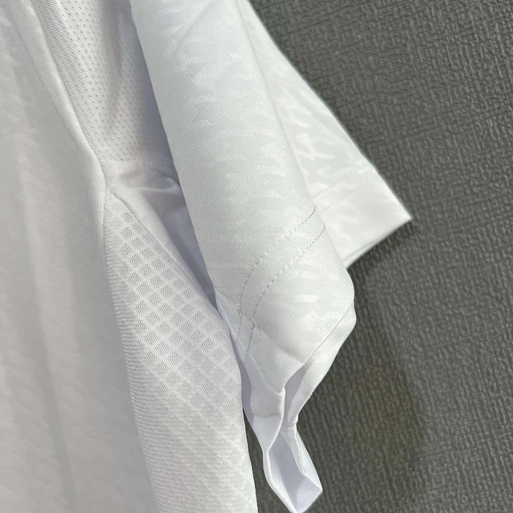 Real Madrid Home (4) Real Madrid Home (4)