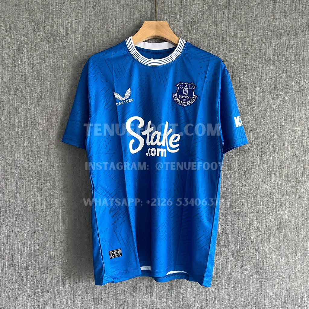 Everton Home (1)