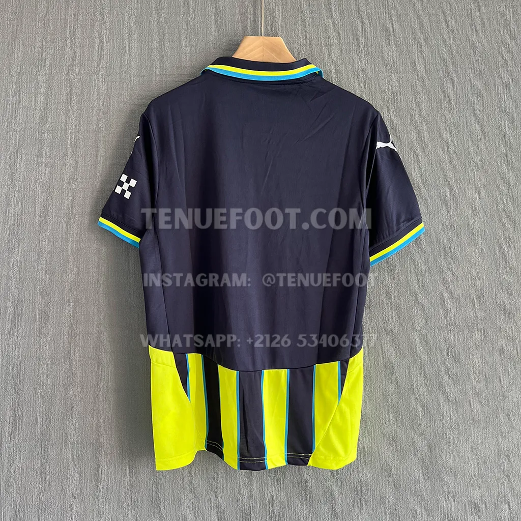 Man Utd Away (14)