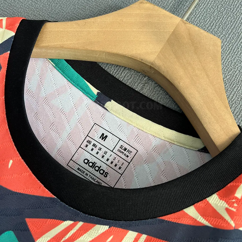 Arsenal Pre-Match Player Version (3)