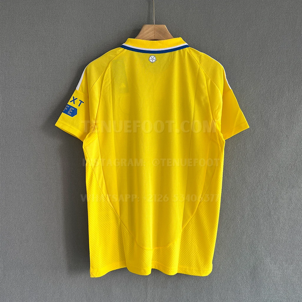 Leeds United Away (7)