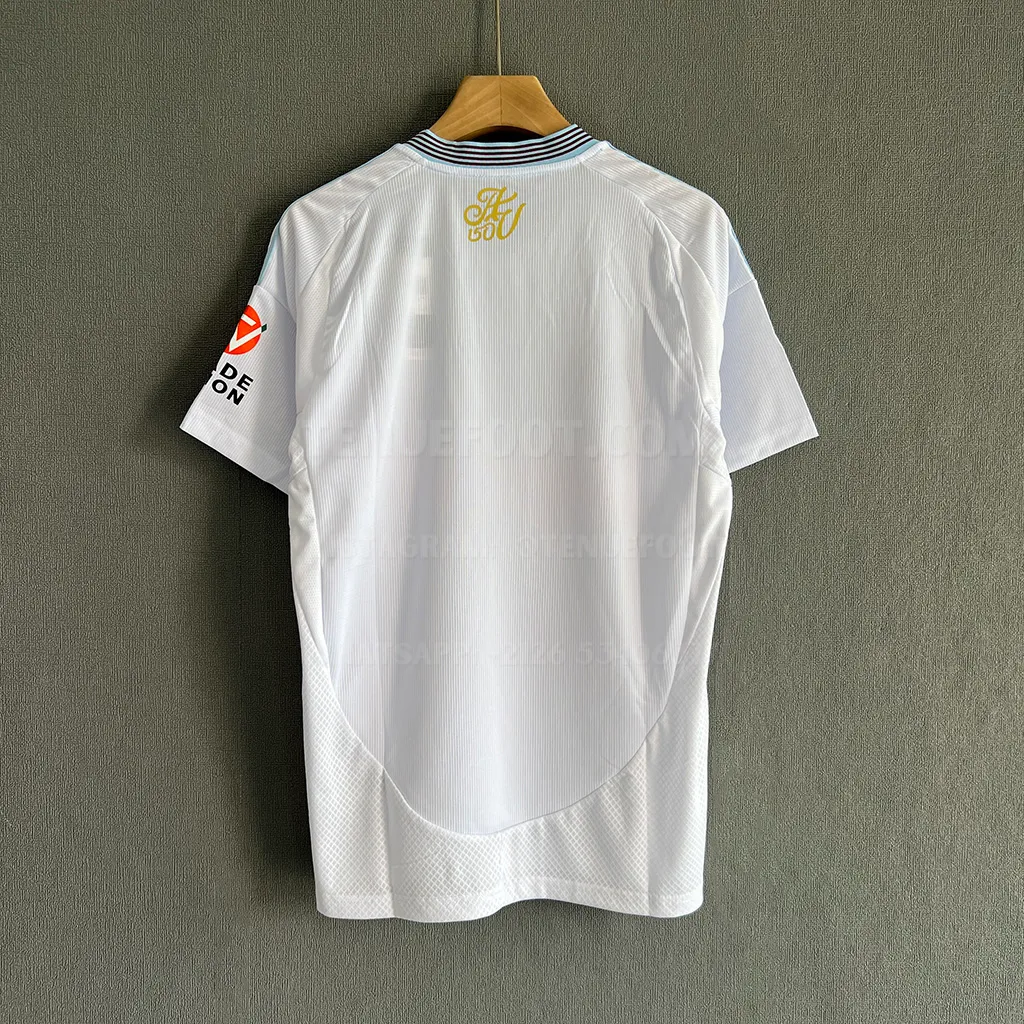 Aston Villa Away (7)