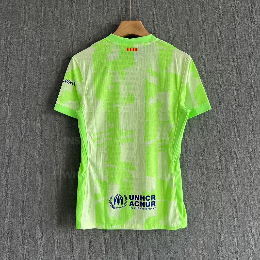 Barcelona Third Player Version (7)