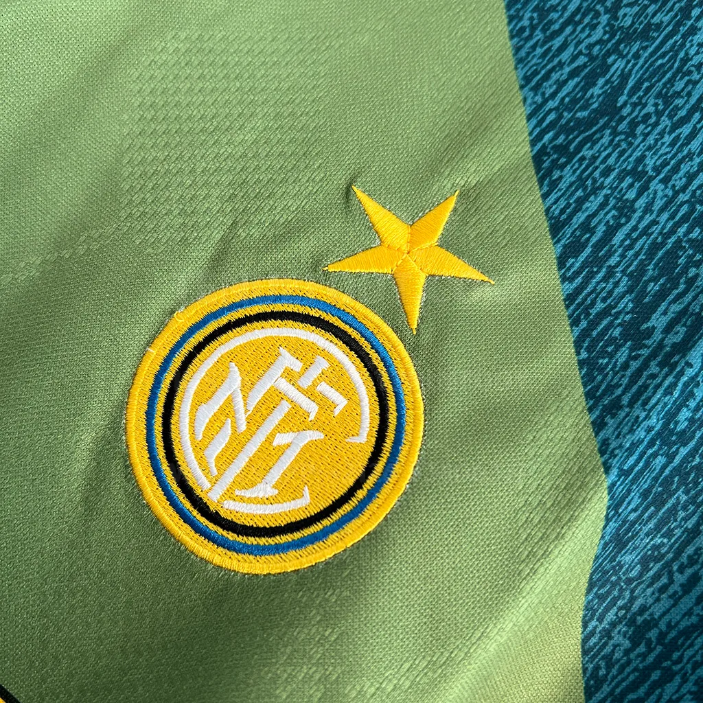 Inter Milano Retro 95-96 Third (2)