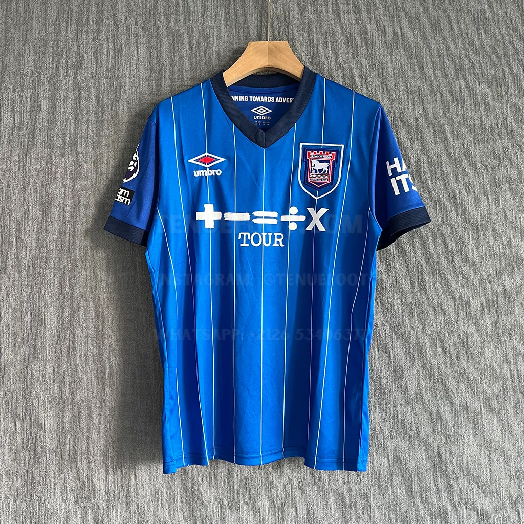 Ipswich Town Home (1)