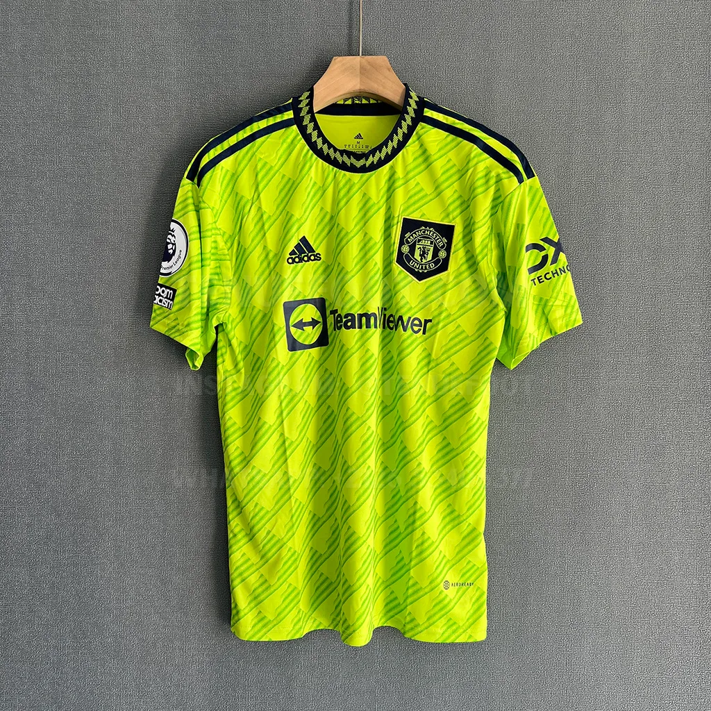 Man Utd Retro 21-22 Third (1)