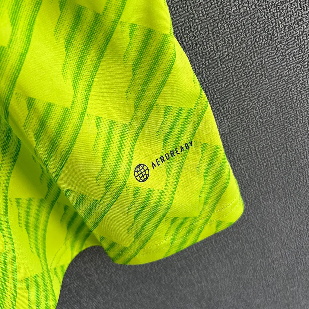 Man Utd Retro 21-22 Third (5)