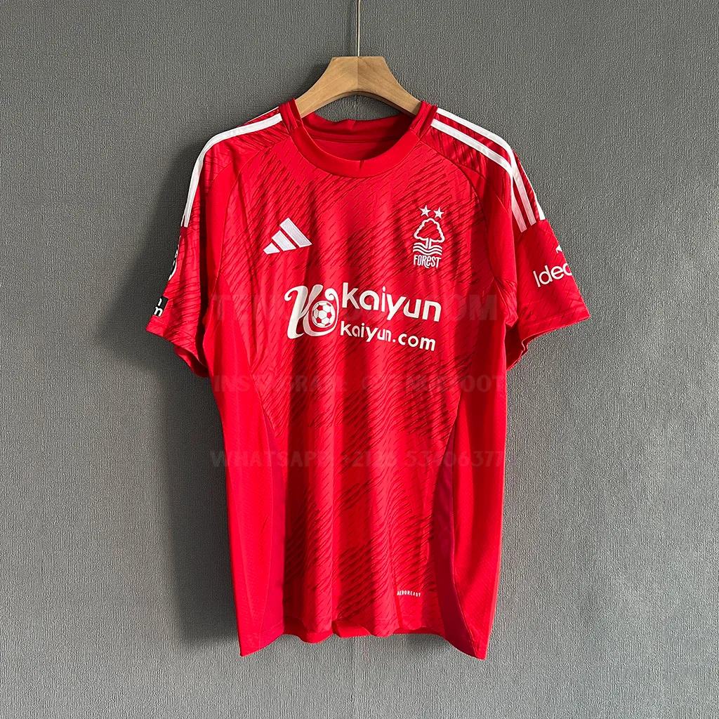 Nottingham Forest Home (1)