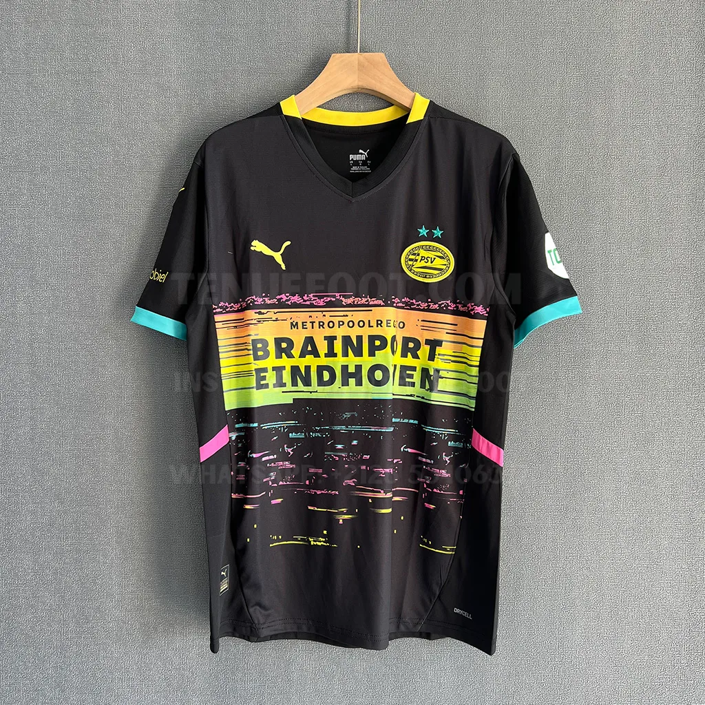 PSV Eindhoven Away (1)