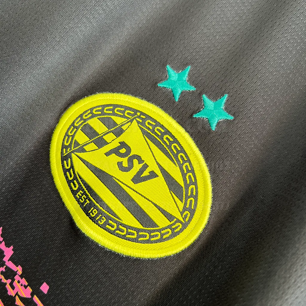 PSV Eindhoven Away (2)