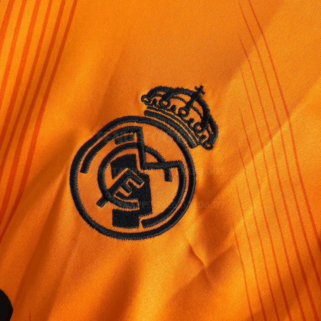 Real Madrid Away (2) Real Madrid Away (2)