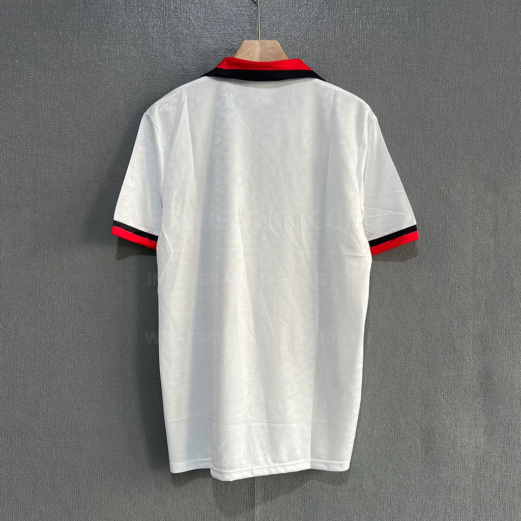 AC Milan 89-90 UCL Away (7)