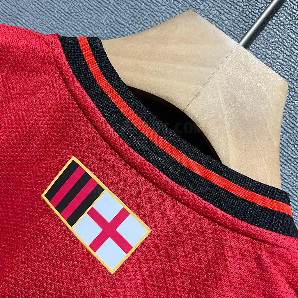 AC Milan Retro Style Player Version (6)