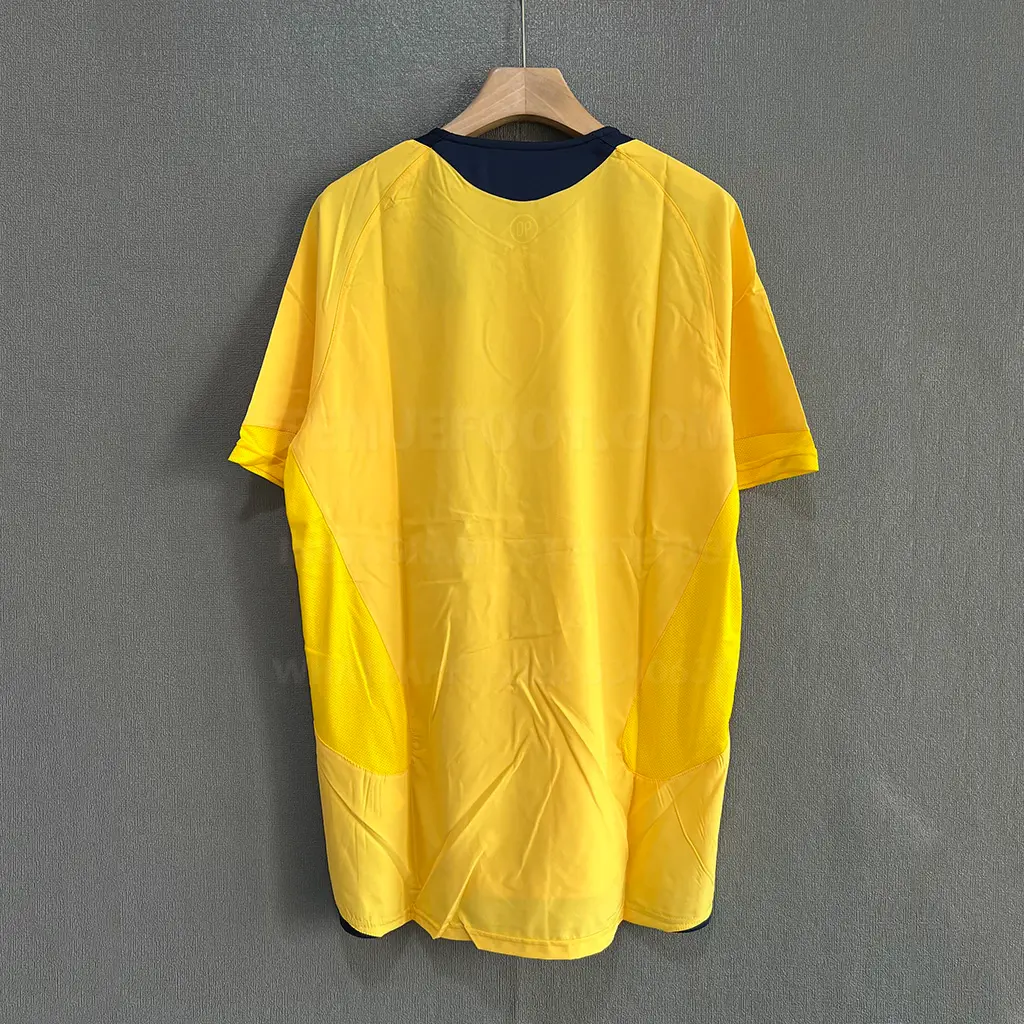 Arsenal Retro 05-06 Away (7)