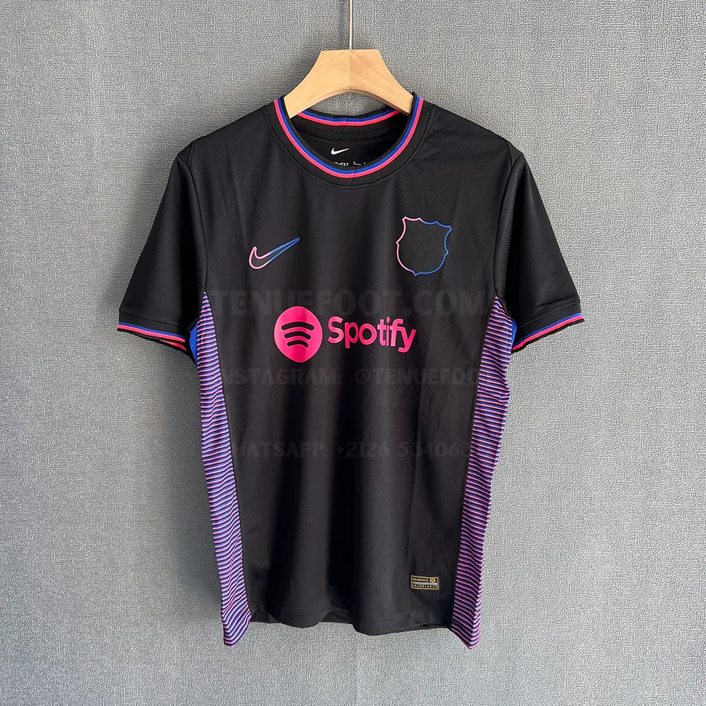 Barcelona Concept Black Purple (1)