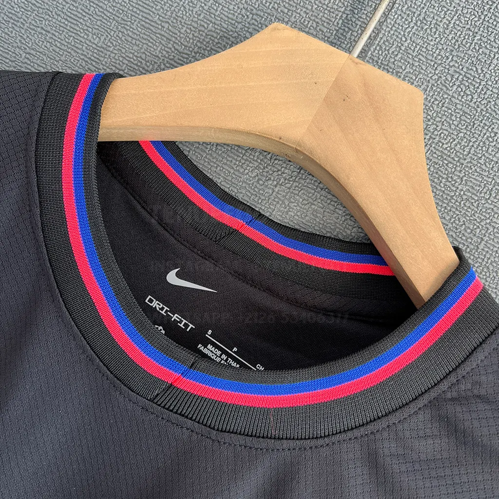 Barcelona Concept Black Purple (3)