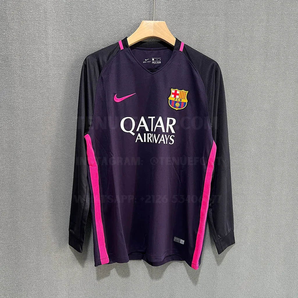 Barcelona Retro 16-17 Away (1)
