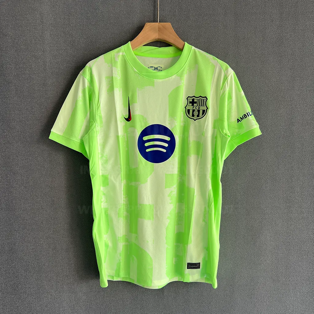 Barcelona Third New Sponsor (1)