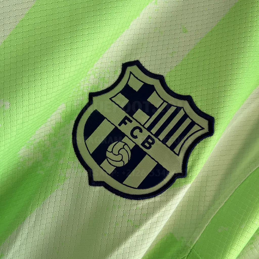 Barcelona Third New Sponsor (2)