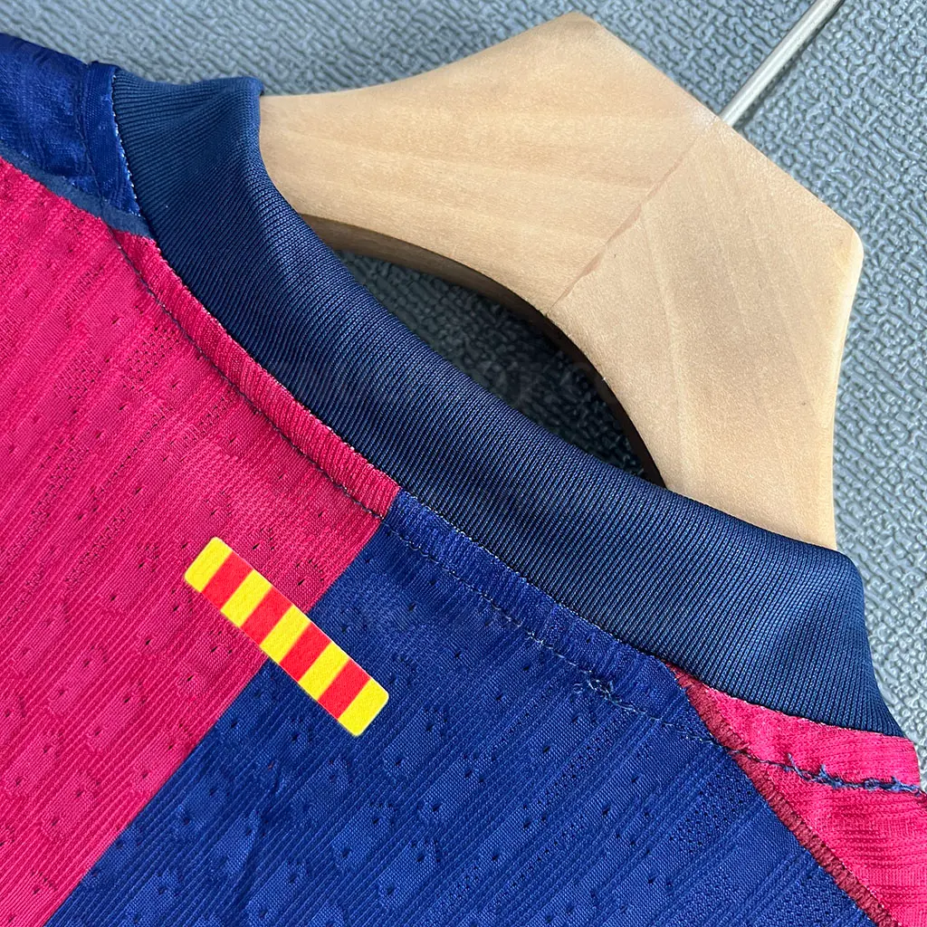 Barcelona X Coldplay Player Version (6)