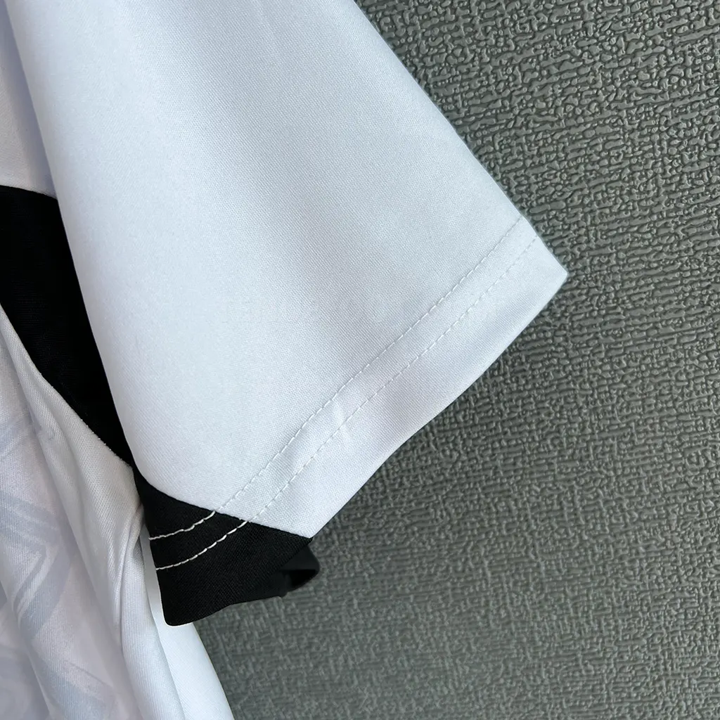 Bayer Leverkusen Away (4)