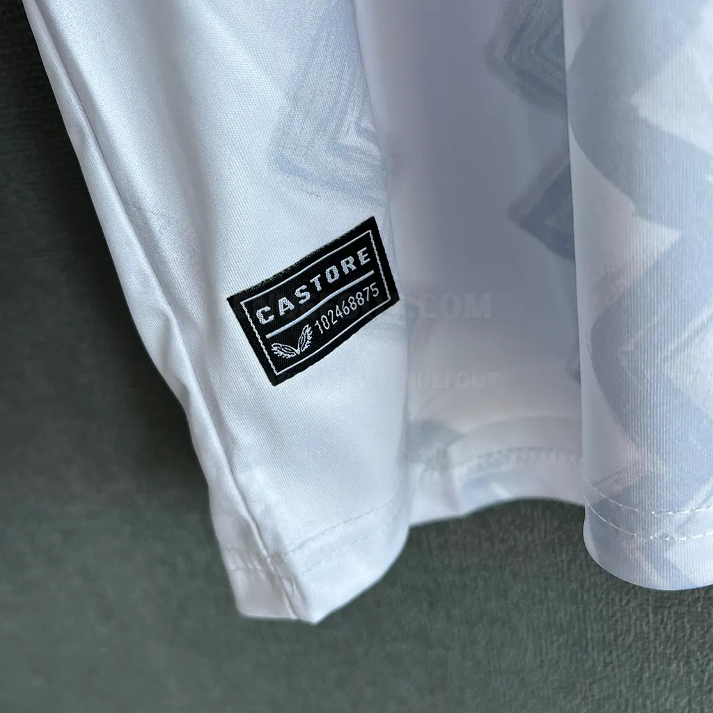 Bayer Leverkusen Away (5)