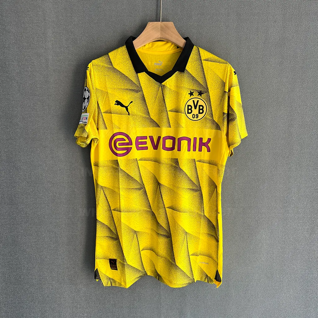 Borussia Dortmund UCL Home (1)