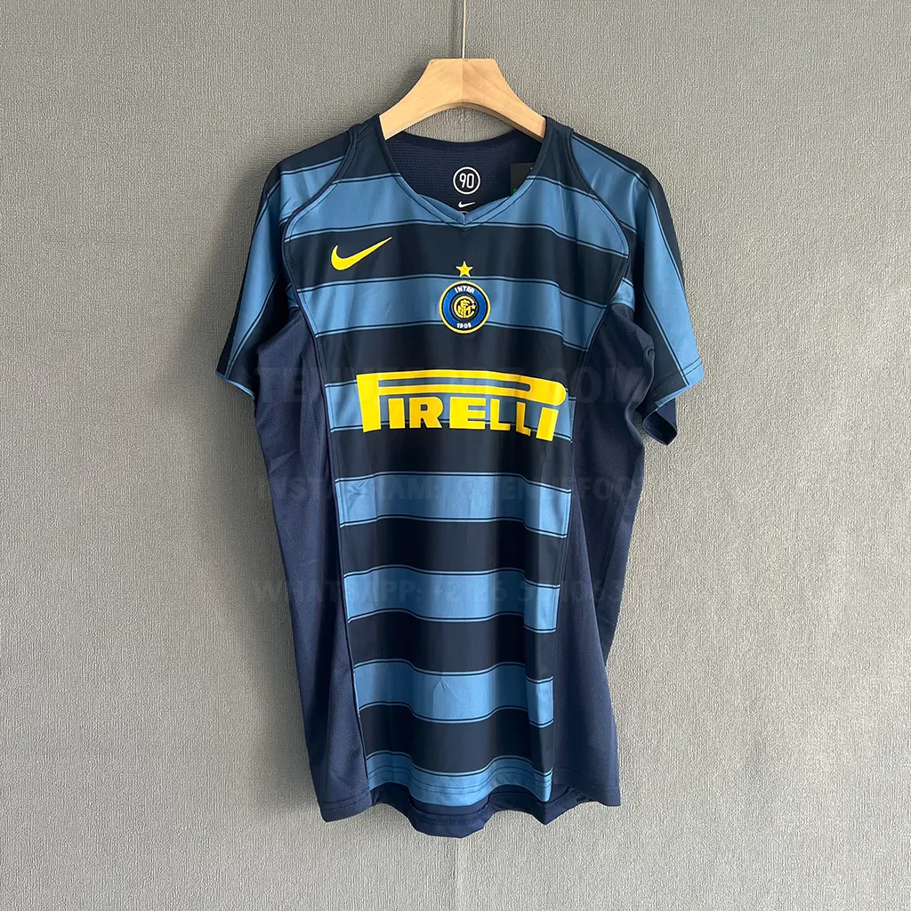 Inter Milano Retro 04-05 Third (1)
