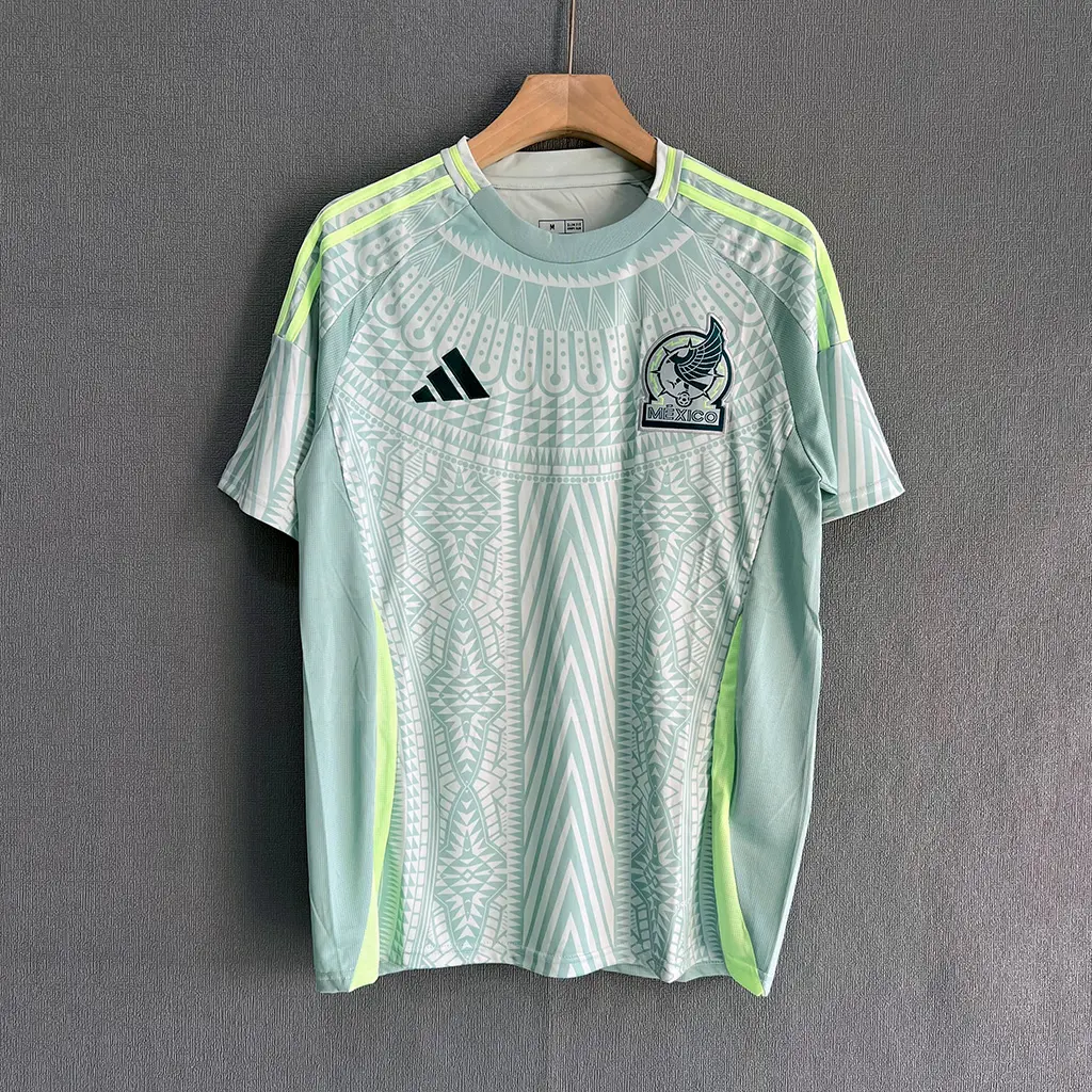 Mexico Away (1)
