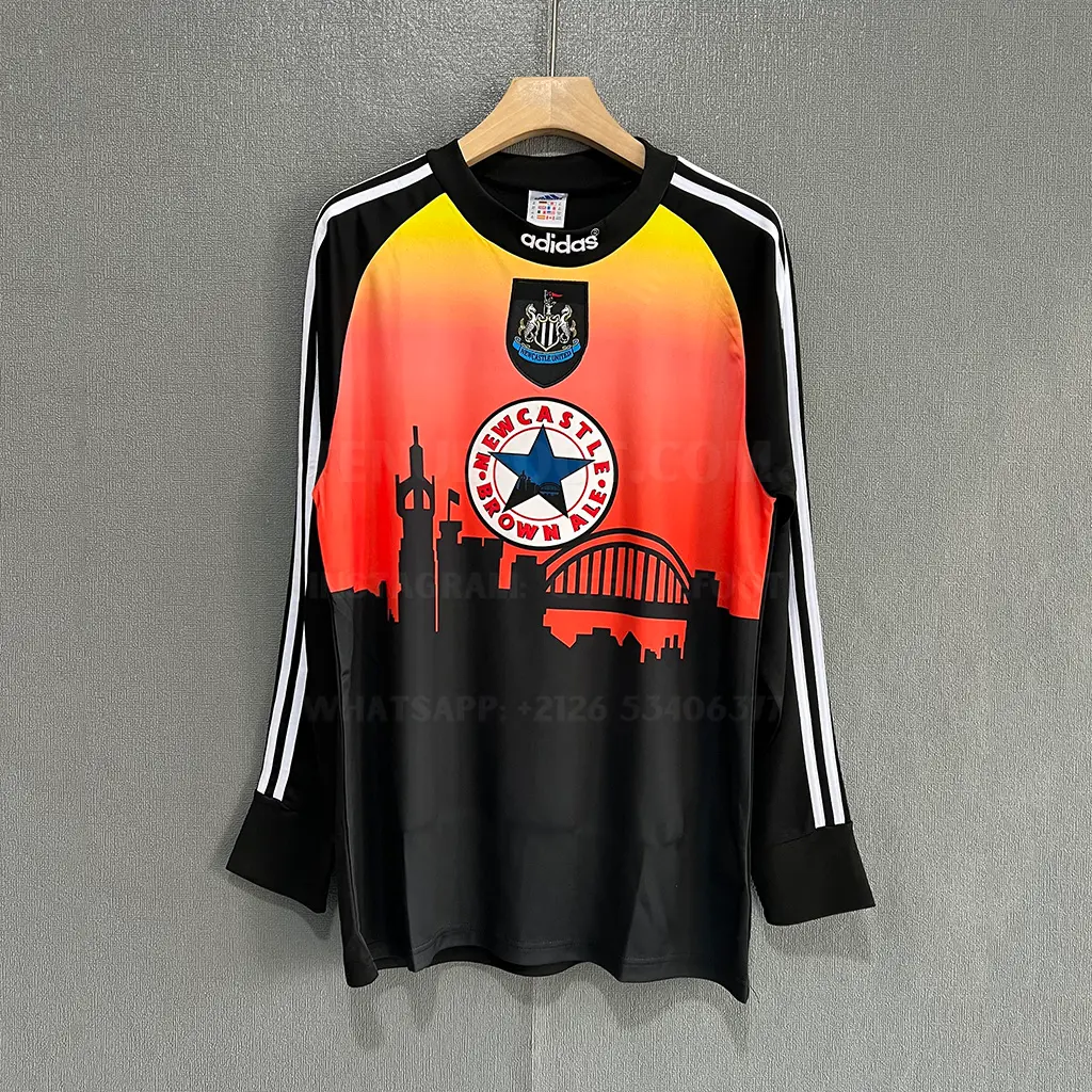 Newcastle Retro 96-97 GK LS (1)