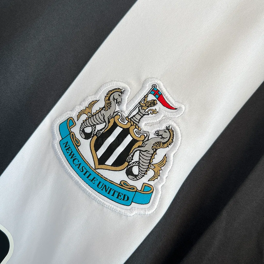 Newcastle United Home (2)