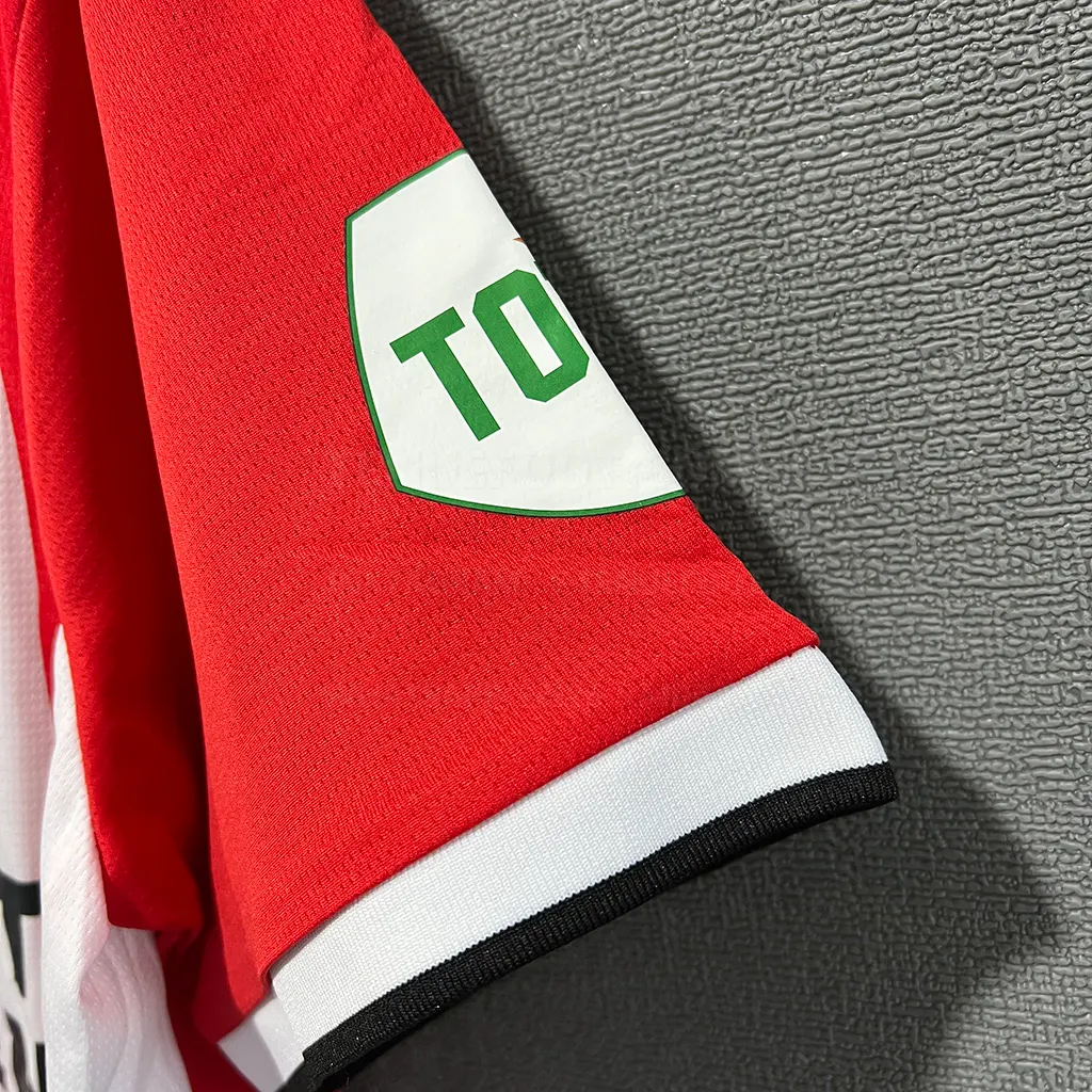 PSV Eindhoven Home (4)