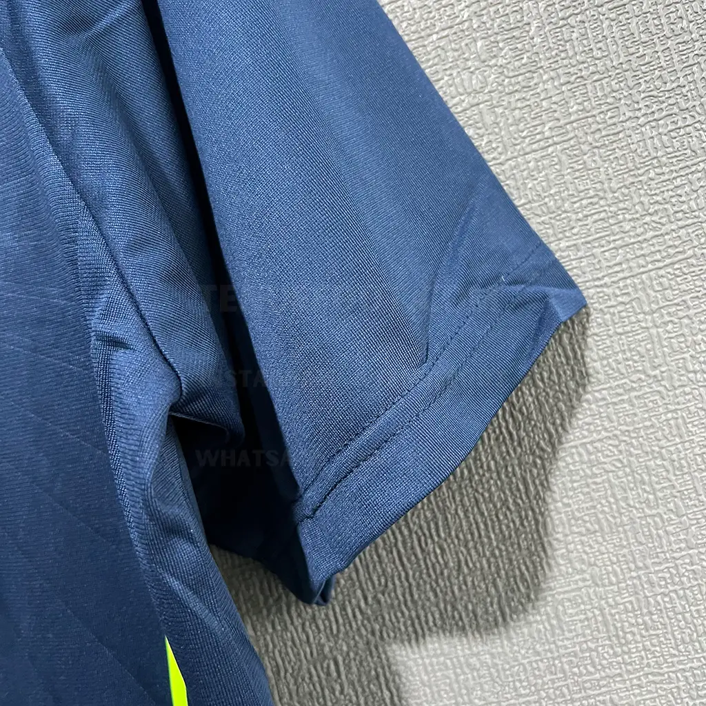 Real MadrId Retro 10-11 Away (4)