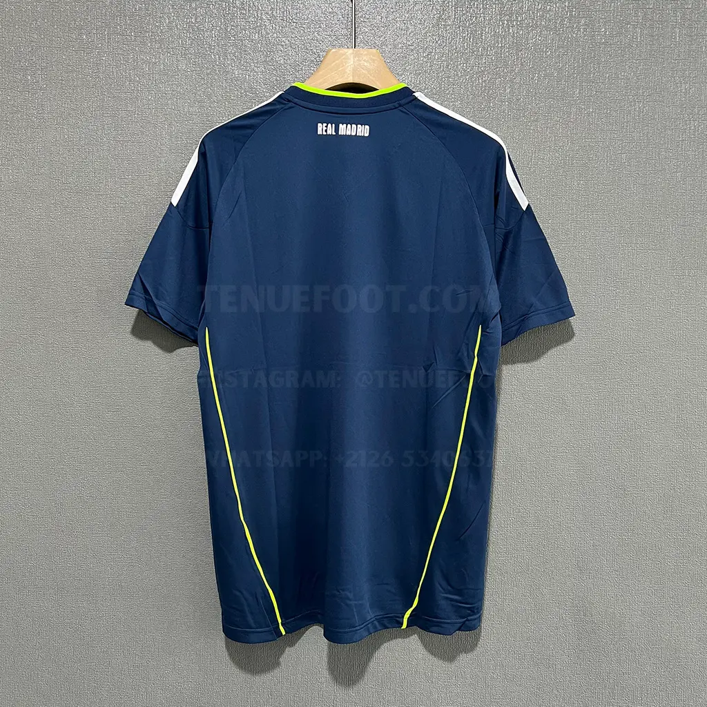 Real MadrId Retro 10-11 Away (7)